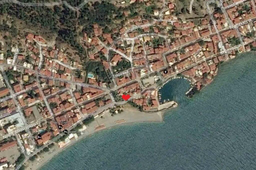 Naupactus unique harbor apartment in a stone house! Nafpaktos Extérieur photo