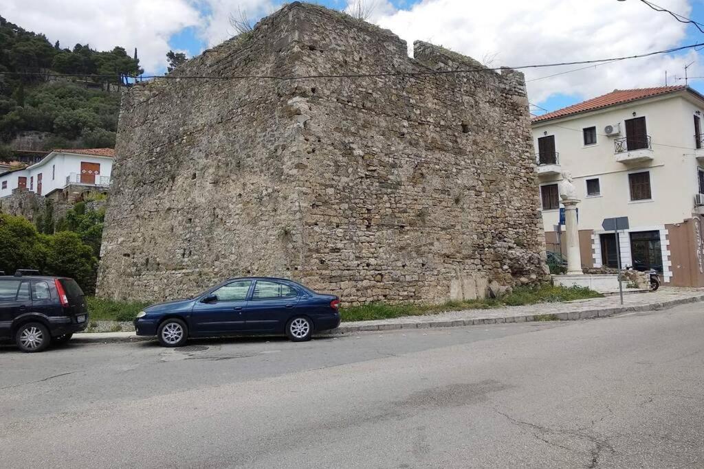 Naupactus unique harbor apartment in a stone house! Nafpaktos Extérieur photo